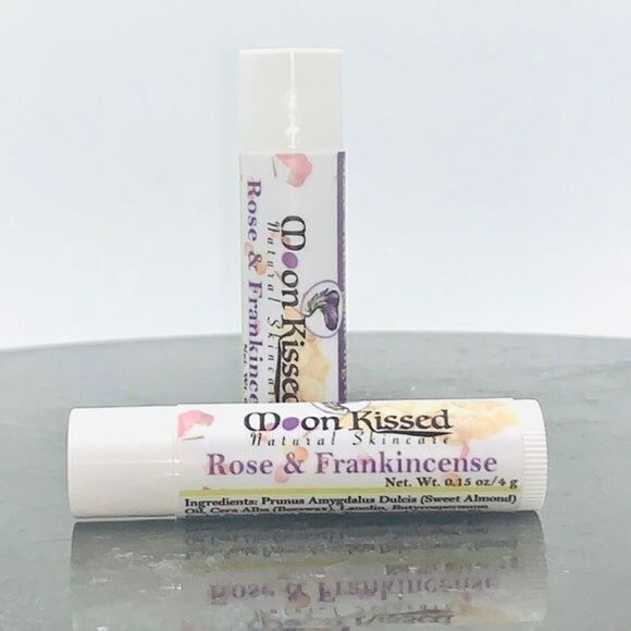 Rose & Frankincense rejuvenating lip balm - Picture 1 of 1